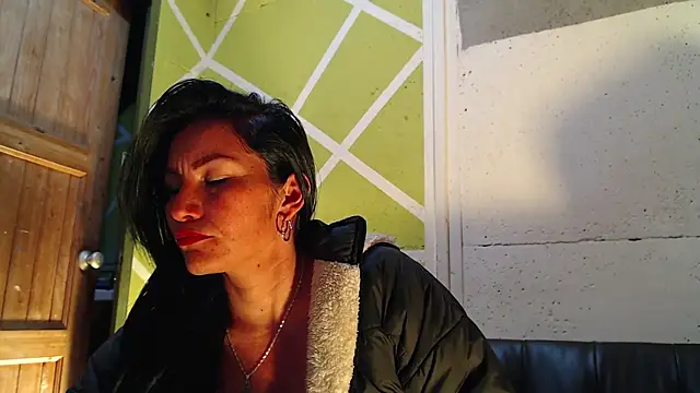 Snapshot of Nicolsweet_ chatting on July 3, 12:28 am Nicolsweet online show from July 3, 12:28 am