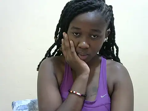 Snapshot of Pretty_SK chatting on June 12, 8:34 am Pretty SK online show from June 12, 8:34 am
