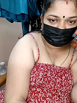 Snapshot of silky_rose29 chatting on June 18, 7:07 am silky rose29 online show from June 18, 7:07 am
