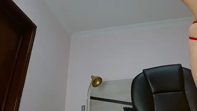 Snapshot of amara_sanchez chatting on June 30, 12:27 pm amara sanchez online show from June 30, 12:27 pm