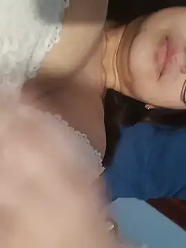zaracamila98 online show from June 28, 5:47 am