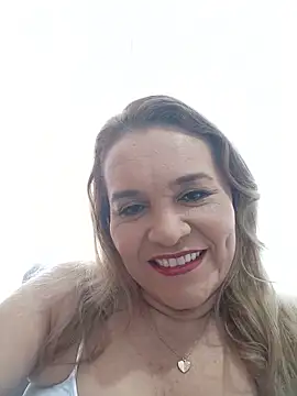 Snapshot of Sara_hilton02 chatting on June 20, 1:05 pm Sara hilton02 online show from June 20, 1:05 pm