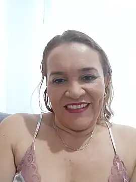 Snapshot of Sara_hilton02 chatting on June 16, 1:33 pm Sara hilton02 online show from June 16, 1:33 pm