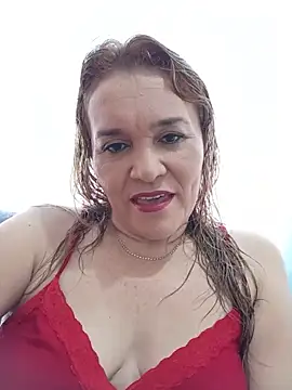 Snapshot of Sara_hilton02 chatting on June 17, 2:05 pm Sara hilton02 online show from June 17, 2:05 pm