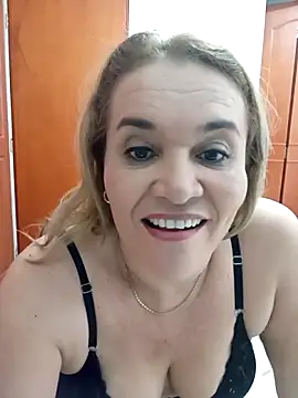 Snapshot of Sara_hilton02 chatting on June 11, 2:58 pm Sara hilton02 online show from June 11, 2:58 pm
