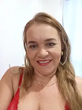 Snapshot of Sara_hilton02 chatting on June 2, 10:59 am Sara hilton02 online show from June 2, 10:59 am