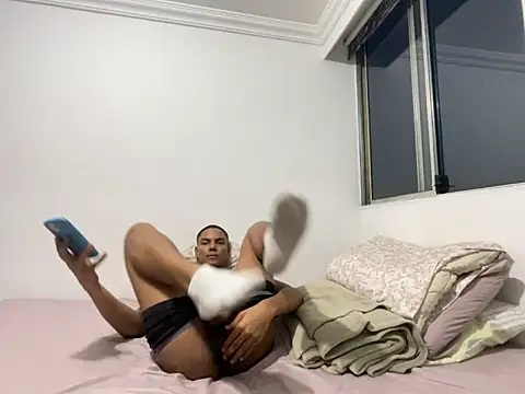 jhanchocolatboy online show from June 20, 11:43 pm
