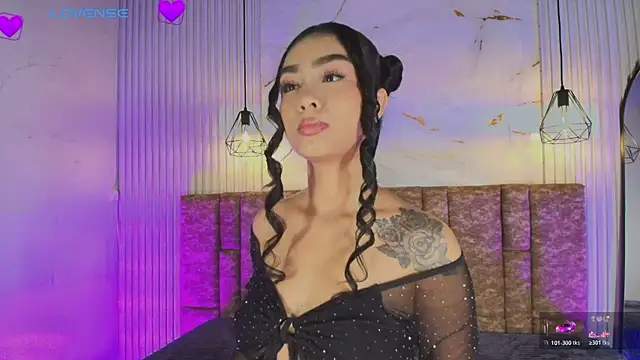KENNIA SWEETIEE online show from July 8, 11:22 am