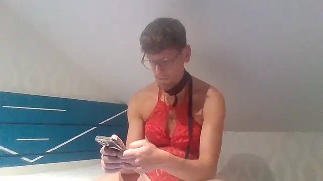 jullll88000vosges online show from June 12, 5:43 pm