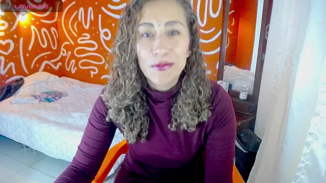 Snapshot of afrodita_marin chatting on July 15, 7:10 pm afrodita marin online show from July 15, 7:10 pm