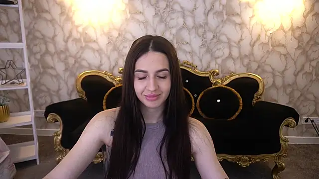 Snapshot of AlesiaDessmond chatting on July 17, 5:26 am AlesiaDessmond online show from July 17, 5:26 am