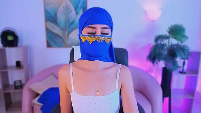 Alina Malak online show from June 27, 5:19 pm