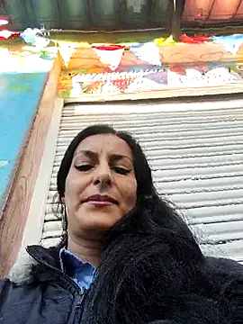 ALEJANDRA  28 online show from July 6, 12:45 pm