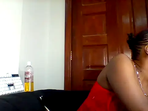 Snapshot of Aurora_lightz_1 chatting on June 14, 10:11 pm Aurora lightz 1 online show from June 14, 10:11 pm