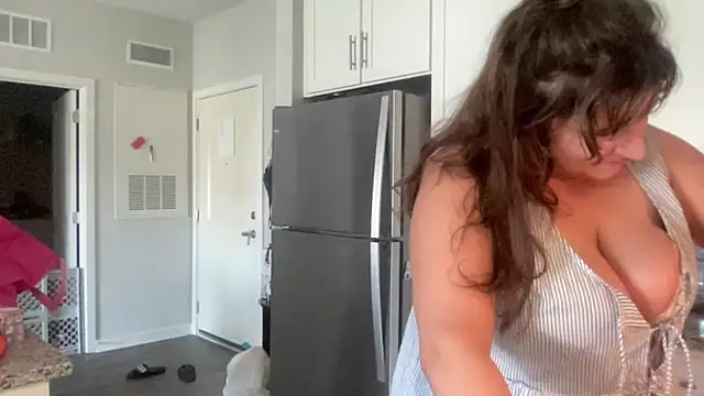 maddiliz online show from October 1, 3:38 pm