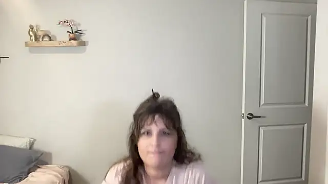 maddiliz online show from October 1, 3:33 am