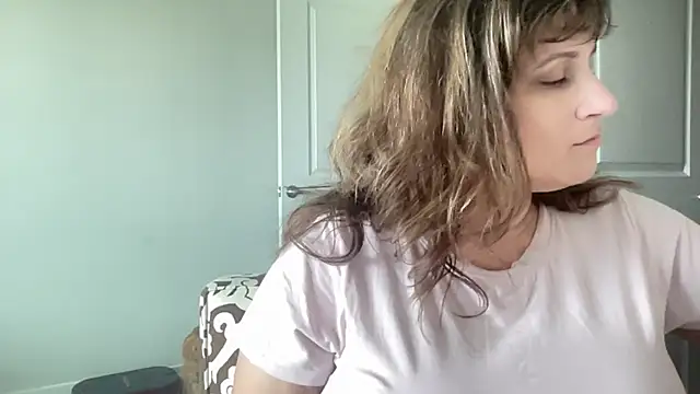 maddiliz online show from September 20, 3:06 pm