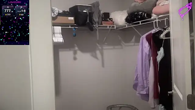 maddiliz online show from March 18, 1:24 am