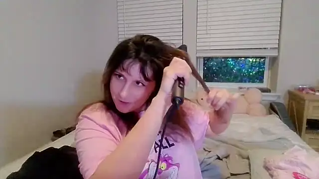 maddiliz online show from February 11, 4:45 am