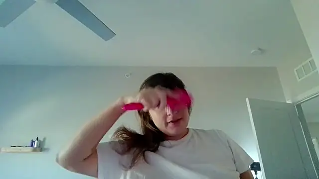 maddiliz online show from February 8, 6:49 pm