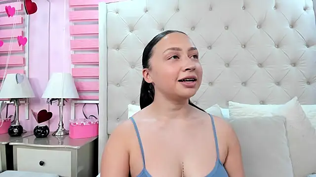 Snapshot of alana_taylor_bss chatting on July 2, 8:59 pm alana taylor bss online show from July 2, 8:59 pm