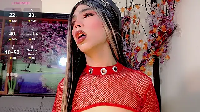 Snapshot of Honey_Balenciaga chatting on June 12, 9:12 pm Honey Balenciaga online show from June 12, 9:12 pm