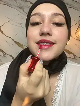 Snapshot of Sahaara chatting on July 3, 3:40 pm Sahaara online show from July 3, 3:40 pm