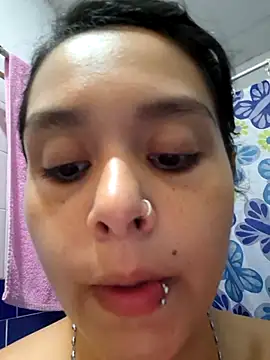 Snapshot of Miss_kittyX chatting on June 17, 9:47 pm Miss kittyX online show from June 17, 9:47 pm