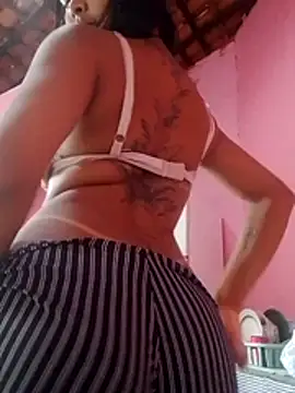 Snapshot of Silmara21 chatting on June 4, 4:55 pm Silmara21 online show from June 4, 4:55 pm