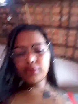 Snapshot of Silmara21 chatting on June 18, 5:40 pm Silmara21 online show from June 18, 5:40 pm