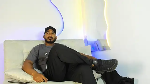 LeoCarter  online show from June 3, 10:16 am