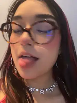 Snapshot of Start_xmoonx chatting on June 26, 3:34 am Start xmoonx online show from June 26, 3:34 am