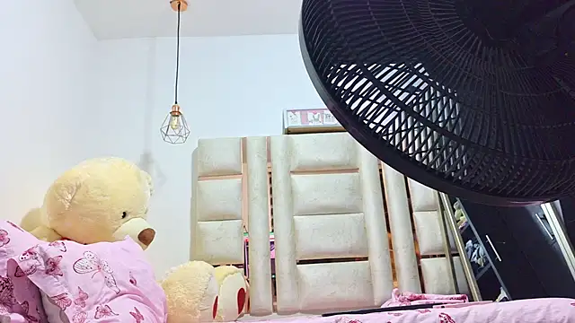 AriianaRosee online show from July 7, 1:25 pm