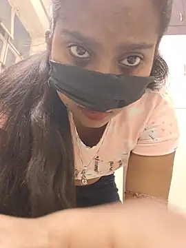 Snapshot of jaanvisharmaaa chatting on July 17, 5:21 pm jaanvisharmaaa online show from July 17, 5:21 pm