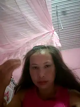Snapshot of Yai_baby chatting on June 5, 2:56 pm Yai baby online show from June 5, 2:56 pm