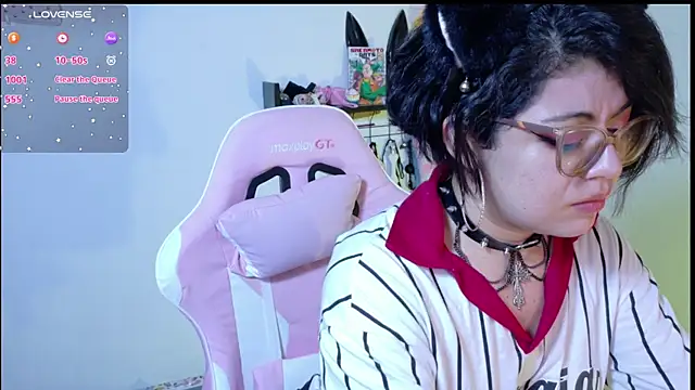Snapshot of Meow_cat4 chatting on July 24, 5:53 pm Meow cat4 online show from July 24, 5:53 pm