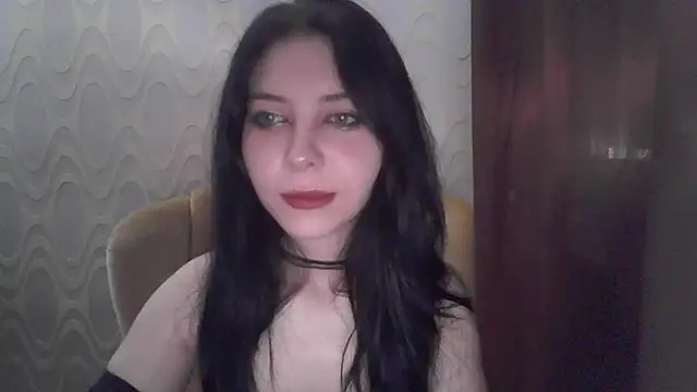 Snapshot of RileyTight chatting on July 8, 8:26 am RileyTight online show from July 8, 8:26 am