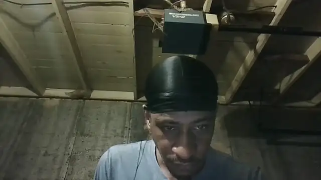 Snapshot of Leo99842 chatting on June 19, 2:28 am Leo99842 online show from June 19, 2:28 am