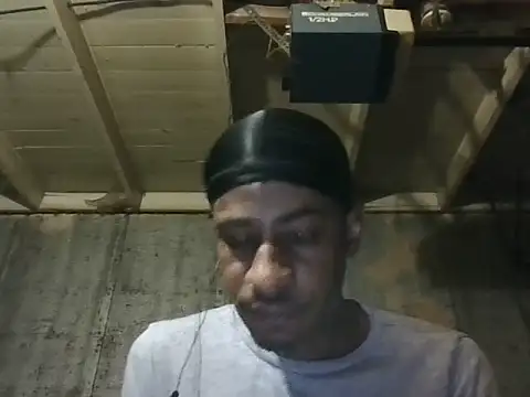 Snapshot of Leo99842 chatting on June 30, 2:44 am Leo99842 online show from June 30, 2:44 am