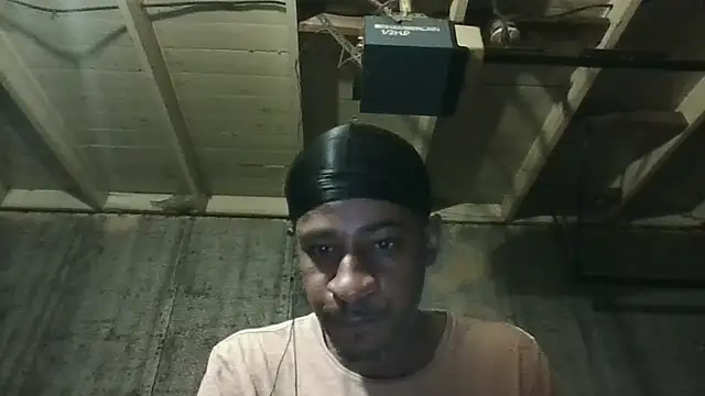 Snapshot of Leo99842 chatting on July 16, 2:52 am Leo99842 online show from July 16, 2:52 am