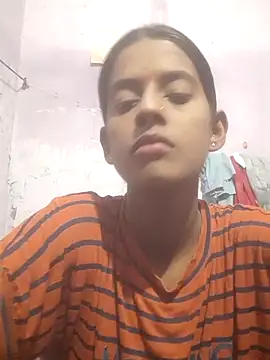 Saloni-Tyagi online show from August 1, 5:11 pm