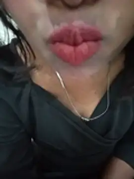Snapshot of Sexy-Zeenat chatting on July 19, 5:27 am Sexy-Zeenat online show from July 19, 5:27 am