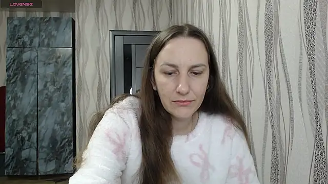 Yevgeshka-Milashka online show from November 12, 5:11 am