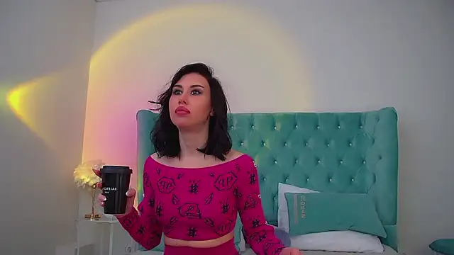 KaylaMous online show from July 8, 6:36 am