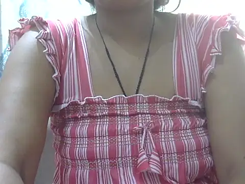 Snapshot of hey_darling_ chatting on July 17, 1:03 am hey darling online show from July 17, 1:03 am