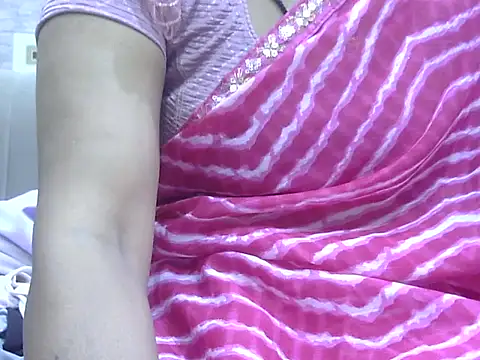 Snapshot of hey_darling_ chatting on June 25, 11:04 am hey darling online show from June 25, 11:04 am