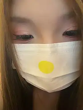 QIQI-QIQI-01 online show from June 24, 12:37 pm