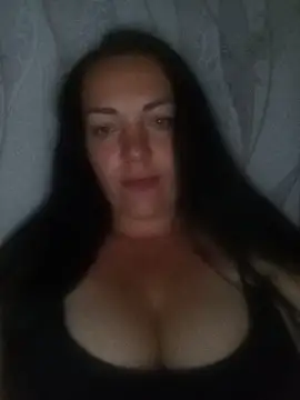 PrettyAngell  online show from June 3, 8:24 pm