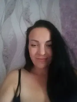 PrettyAngell  online show from June 26, 3:23 am