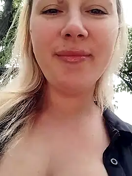 evil kitty online show from June 13, 9:40 am